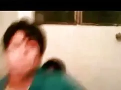 তার সন্তানদের ইংলিশ  ...