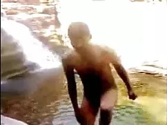 বড় সুন্দরী ওপেন ইংল ...