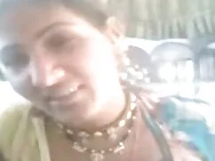 আরো ছবি ও ভিডিও ইংলি ...