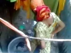 প্রথমত, নীচের থেকে ব ...