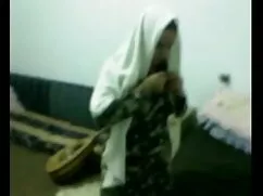 সুন্দরি ইংলিশ সেক্স  ...