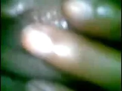 একটি ডিস্কো লাউঞ্জে  ...
